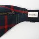 Détail du zip métallique et de l’étiquette hysteriko sur la banane Tartan