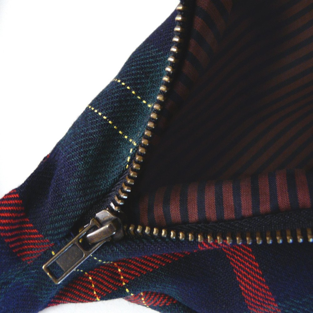Doublure rayée brun et noir de la banane upcyclée Fanny Tartan