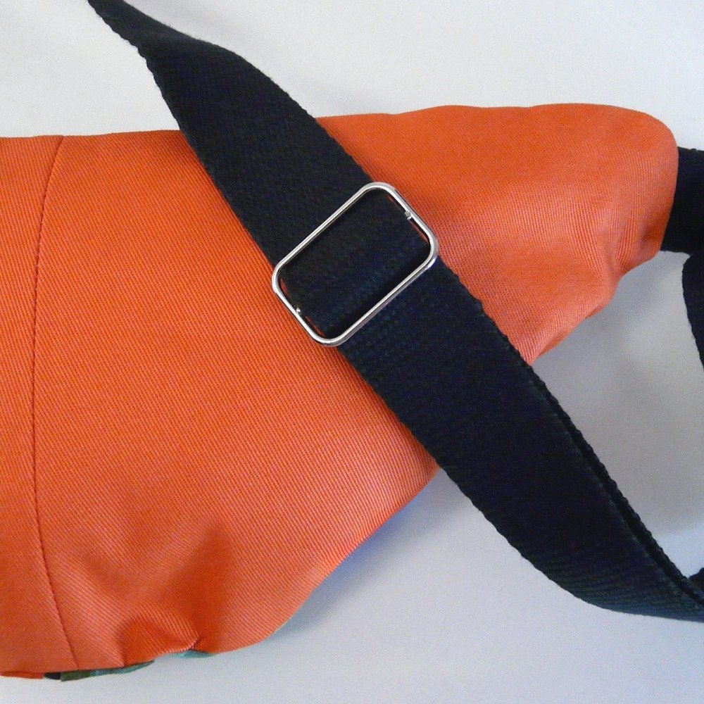 Dos orange et sangle noire ajustable de la banane Fanny Jungle
